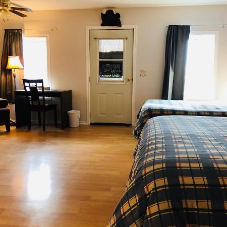 Downtown Whitehorse 2 Bedroom House Esterno foto