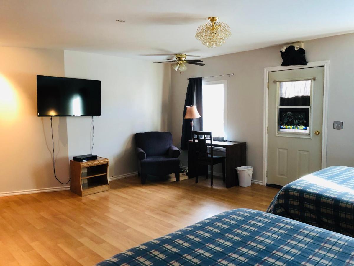 Downtown Whitehorse 2 Bedroom House Esterno foto