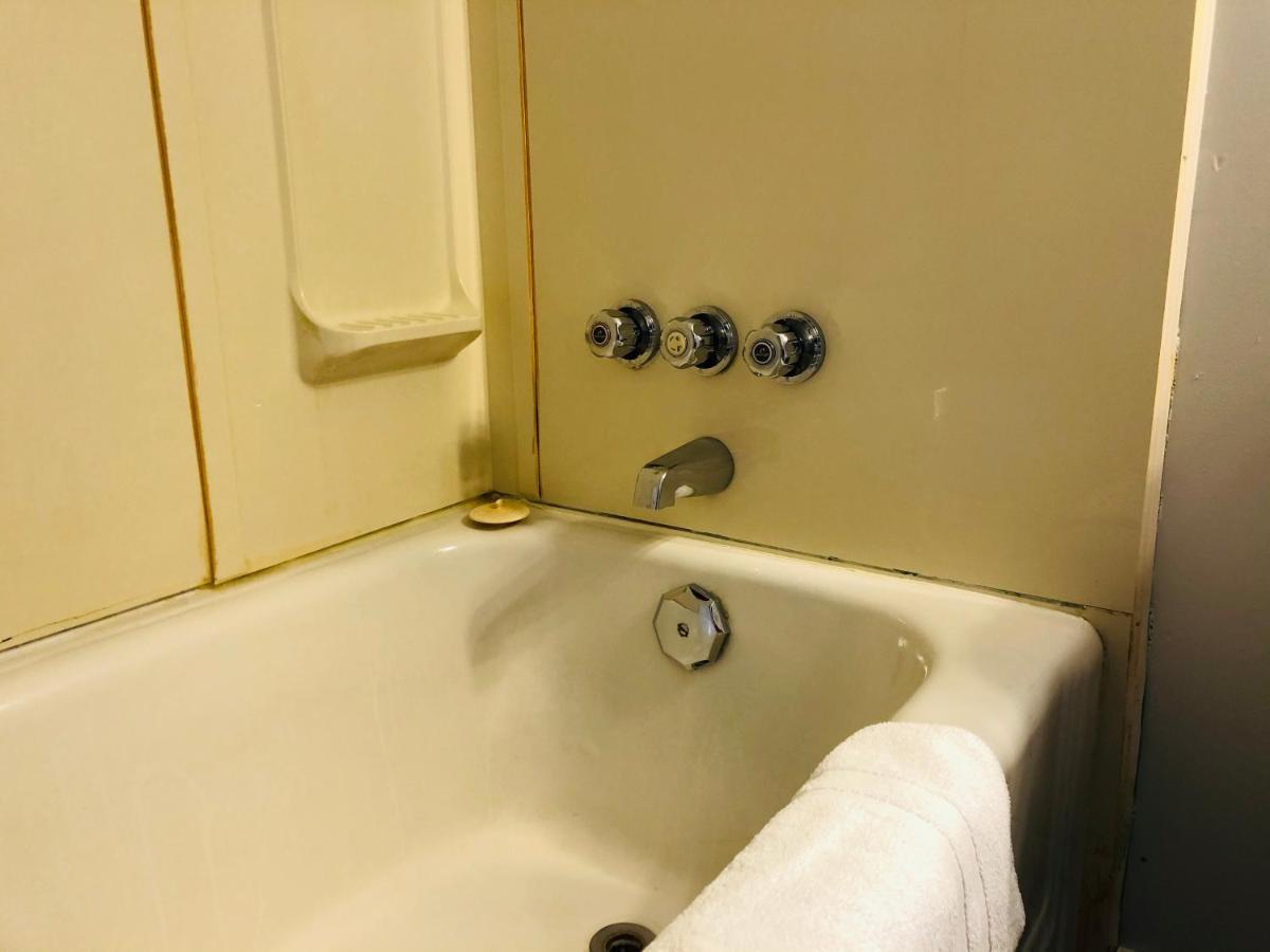Downtown Whitehorse 2 Bedroom House Esterno foto